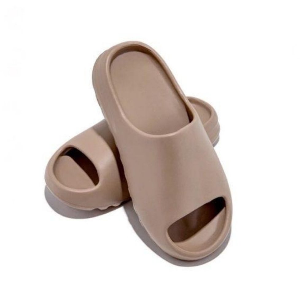 “Kanye” Slide Sandal in Mocha - Picture 5 of 8